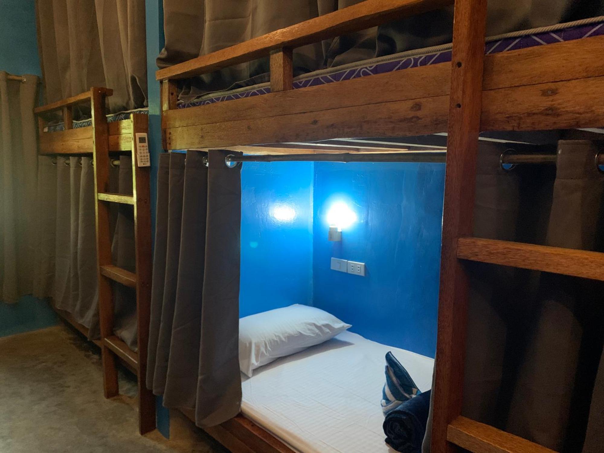 Jaydy Hostel General Luna  Buitenkant foto
