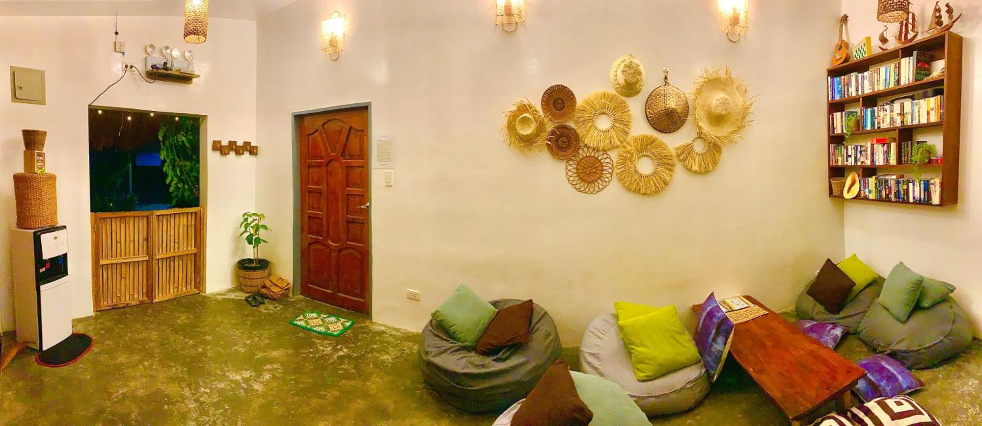 Jaydy Hostel General Luna  Buitenkant foto